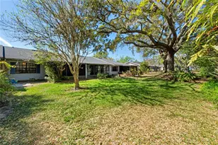 2723 Beacon St, Eustis, FL 32726 - Photo 27