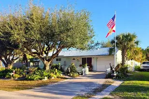 18671 Kerrville Cir, Port Charlotte, FL 33948 - Photo 1