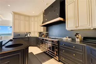 3066 SE Island Point Ln, Stuart, FL 34996 - Photo 15