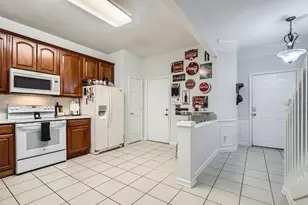 2804 Polvadero Ln, Orlando, FL 32835 - Photo 11