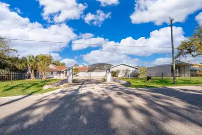 372 Rest Haven Road, Geneva, FL 32732 - Photo 3