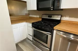 2037 San Marcos Dr SE, Winter Haven, FL 33880 - Photo 5