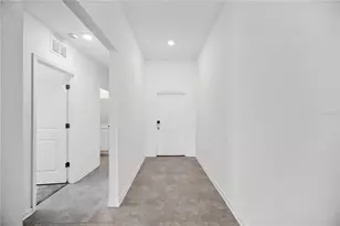 752 Trotters Dr, Eagle Lake, FL 33839 - Photo 17