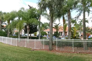 1285 S South Beach Circle Circle, Kissimmee, FL 34746 - Photo 5