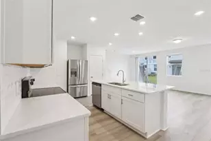 4337 Switchgrass Ln, Saint Cloud, FL 34772 - Photo 11