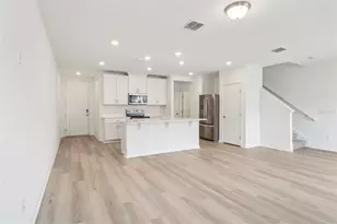 4337 Switchgrass Ln, Saint Cloud, FL 34772 - Photo 5