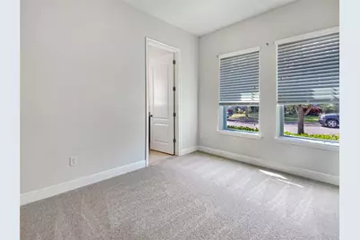 5954 Caldera Ridge Drive, Lithia, FL 33547 - Photo 13