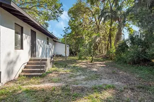 1208 Bonaire Dr, Leesburg, FL 34748 - Photo 27