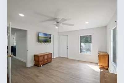 1208 Bonaire Drive, Leesburg, FL 34748 - Photo 9