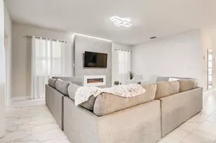 2859 Bookmark Dr, Kissimmee, FL 34746 - Photo 5