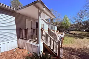 229 Dolphin Cir, Middleburg, FL 32068 - Photo 3