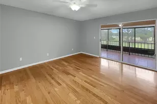 13516 Palmwood Ln, Tampa, FL 33618 - Photo 5