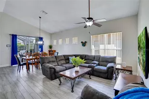 1019 Tuscan Hills Blvd, Davenport, FL 33897 - Photo 3