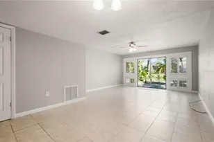 6114 Peregrine Ave, Orlando, FL 32819 - Photo 9