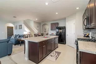 9731 Pepper Tree Trl, Wildwood, FL 34785 - Photo 5