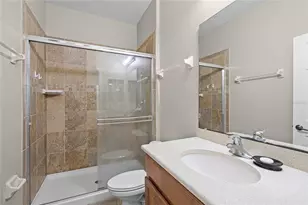 2898 Oakwater Dr, Kissimmee, FL 34747 - Photo 11