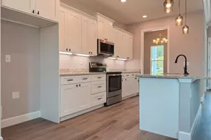 311 W Delaware Ave, Lake Helen, FL 32744 - Photo 15