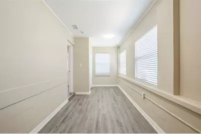 3645 6th Street S, Saint Petersburg, FL 33705 - Photo 19