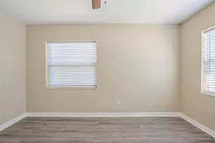 3645 6th St S, Saint Petersburg, FL 33705 - Photo 15