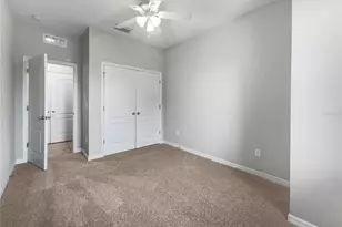 8110 Enclave Way, Sarasota, FL 34243 - Photo 11