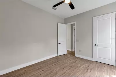 18399 Hillsborough Boulevard, Port Charlotte, FL 33954 - Photo 27