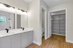 18399 Hillsborough Blvd, Port Charlotte, FL 33954 - Photo 17