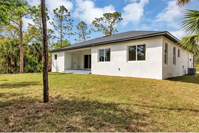 18399 Hillsborough Boulevard, Port Charlotte, FL 33954 - Photo 47