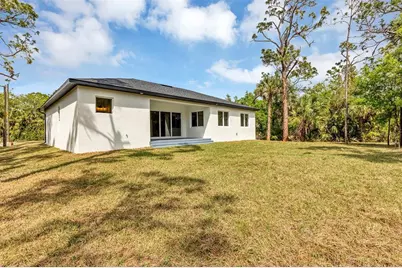 18399 Hillsborough Boulevard, Port Charlotte, FL 33954 - Photo 41