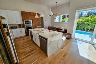 2408 Nassau St, Sarasota, FL 34231 - Photo 9