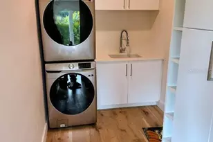 2408 Nassau St, Sarasota, FL 34231 - Photo 31