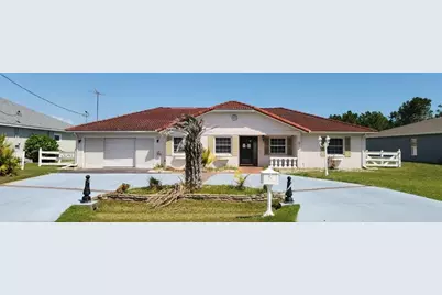 39 Fellowship Drive, Palm Coast, FL 32137 - Photo 1