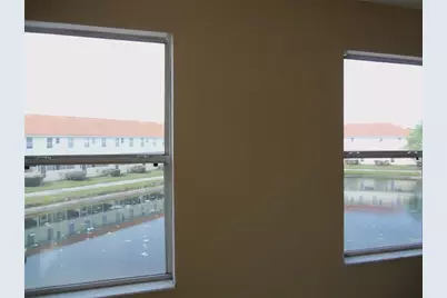 1197 S Beach Circle, Kissimmee, FL 34746 - Photo 5