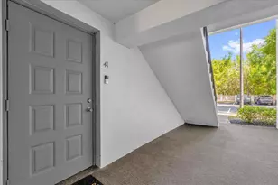 8217 Sun Spring Cir, Orlando, FL 32825 - Photo 3