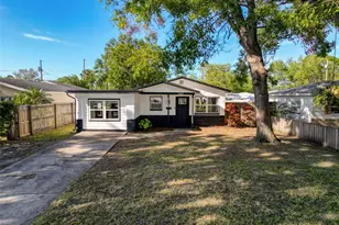 1121 49th Ave N, Saint Petersburg, FL 33703 - Photo 1