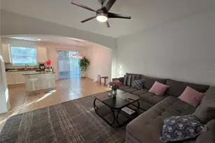 9464 Tawnyberry St, Orlando, FL 32832 - Photo 7