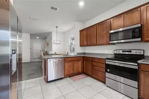 2237 Wood Stork Ln, Saint Cloud, FL 34771 - Photo 9