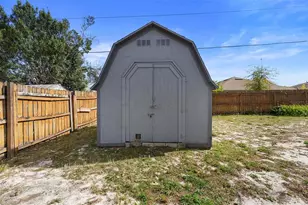 2351 Montano St, Deltona, FL 32738 - Photo 37