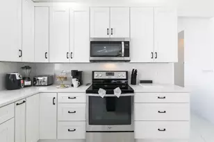 141 Craen Dr, Davenport, FL 33897 - Photo 7