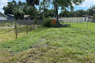 2451 W 18th St, Sanford, FL 32771 - Photo 23