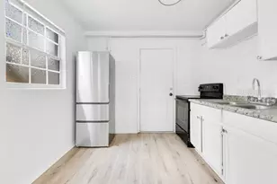 1025 Colyer St, Orlando, FL 32805 - Photo 3