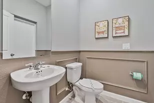 2372 Zaballina Pl, Kissimmee, FL 34747 - Photo 9