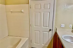 9125 Lee Vista Blvd, Orlando, FL 32829 - Photo 11