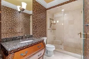 100 S Eola Dr, Orlando, FL 32801 - Photo 31