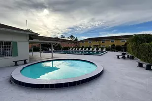 1651 W Oak Ridge Rd, Orlando, FL 32809 - Photo 11