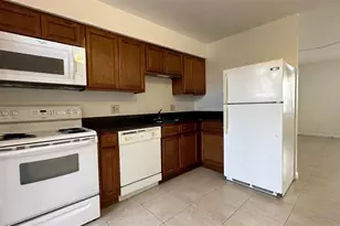 1651 W Oak Ridge Rd, Orlando, FL 32809 - Photo 5