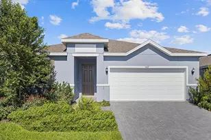 527 Silver Palm Dr, Haines City, FL 33844 - Photo 1