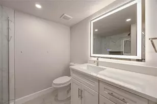 1270 St Tropez Cir, Orlando, FL 32806 - Photo 33