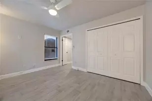 1270 St Tropez Cir, Orlando, FL 32806 - Photo 29