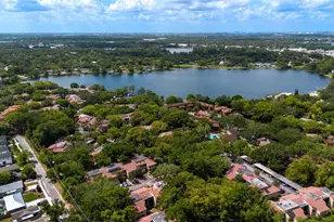 1270 St Tropez Cir, Orlando, FL 32806 - Photo 71