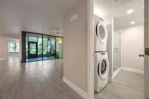 1270 St Tropez Cir, Orlando, FL 32806 - Photo 43